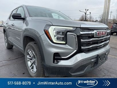 Used 2025 GMC Terrain Elevation