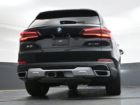 Used 2022 BMW X5 xDrive40i w/ Premium Package AWD/4WD image 31