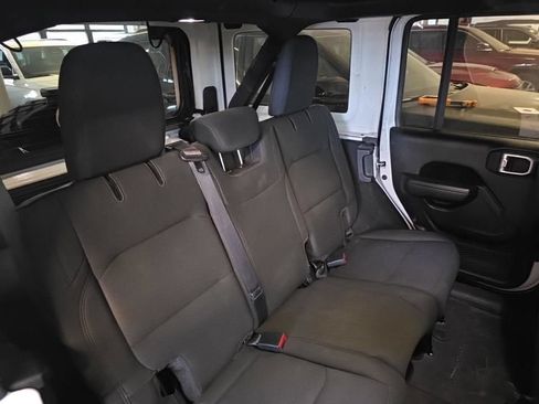 Used 2022 Jeep Wrangler Unlimited Sport AWD/4WD image 14