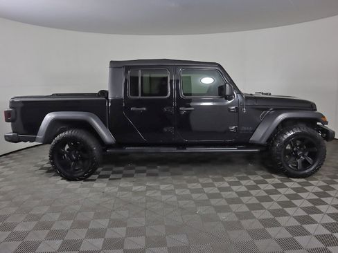 Used 2020 Jeep Gladiator Sport w/ Quick Order Package 24S image 15
