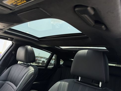 Used 2018 Lexus LS 500 w/ Luxury Package RWD image 25