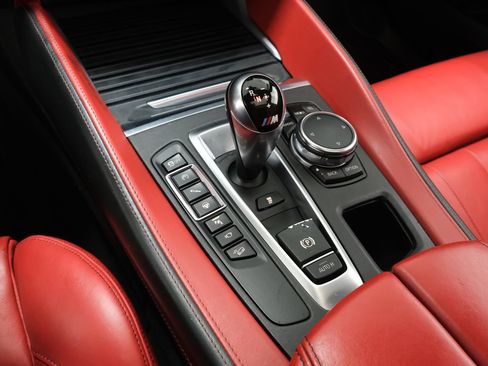 Used 2016 BMW X6 M AWD/4WD image 22