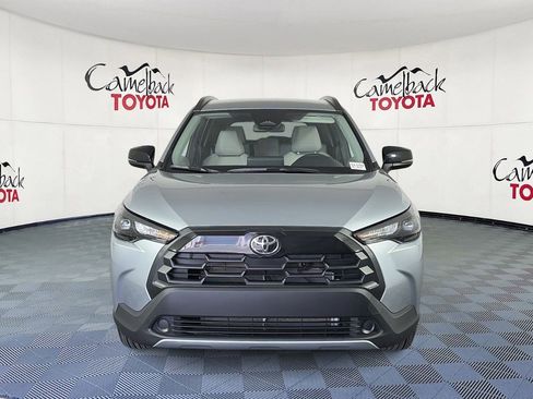 Used 2026 Toyota Corolla Cross LE FWD image 2