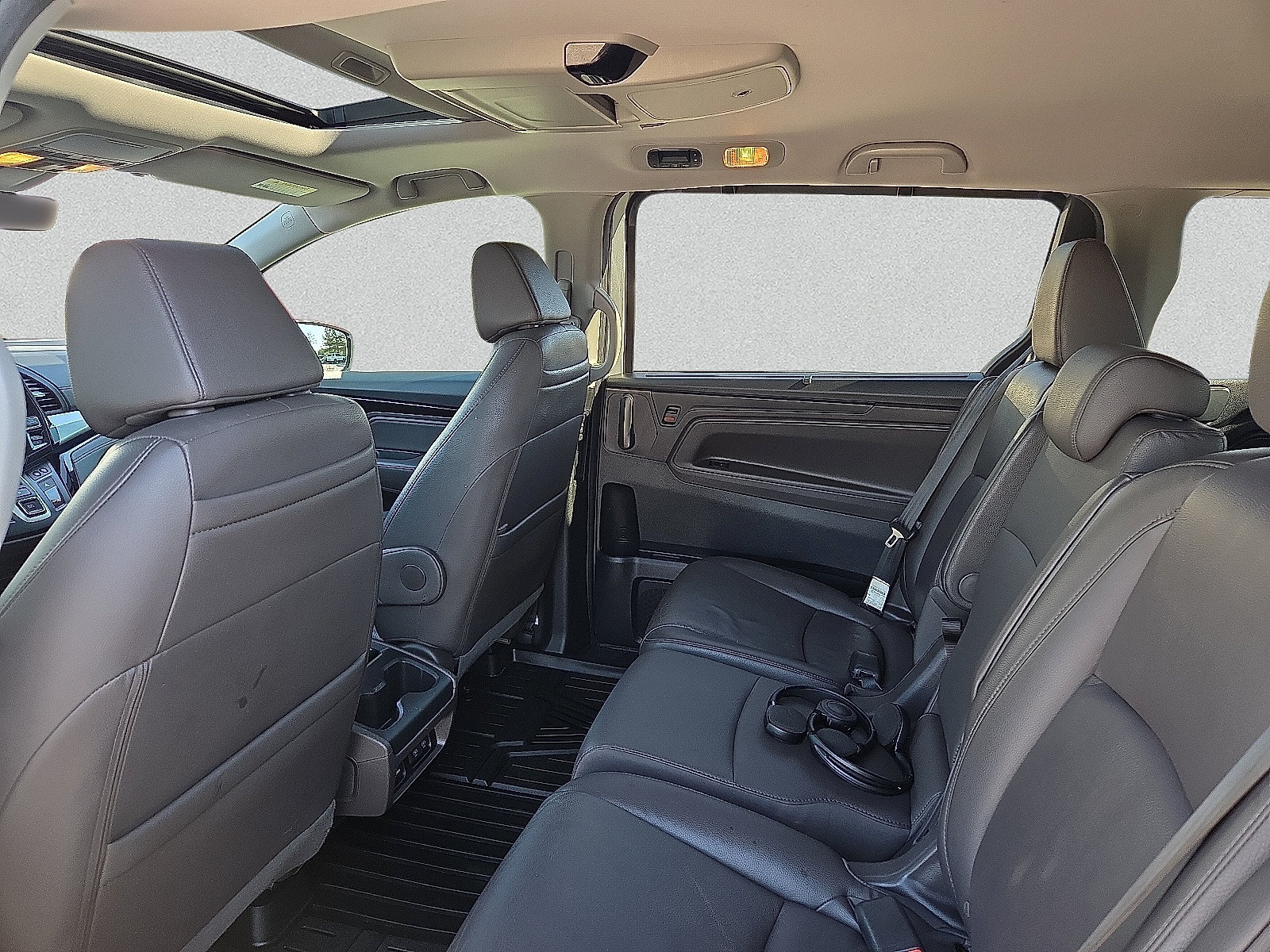 Used 2019 Honda Odyssey Elite image 10