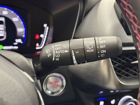 Used 2025 Acura ADX A-Spec image 25