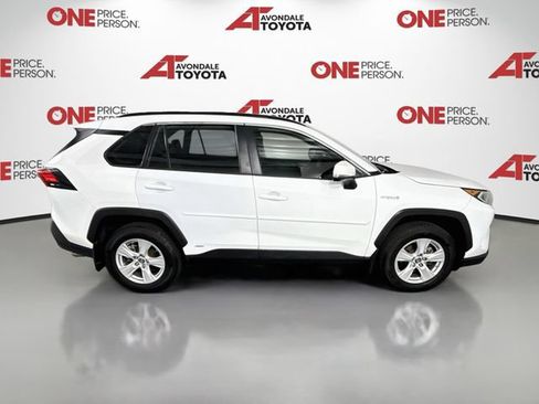 Used 2019 Toyota RAV4 XLE w/ Convenience Package AWD/4WD image 8