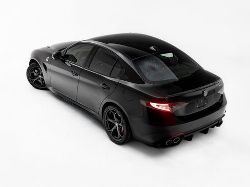 Used 2024 Alfa Romeo Giulia Quadrifoglio w/ Active Assist Plus Package image 6