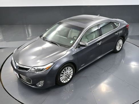 Used 2013 Toyota Avalon XLE Premium image 57