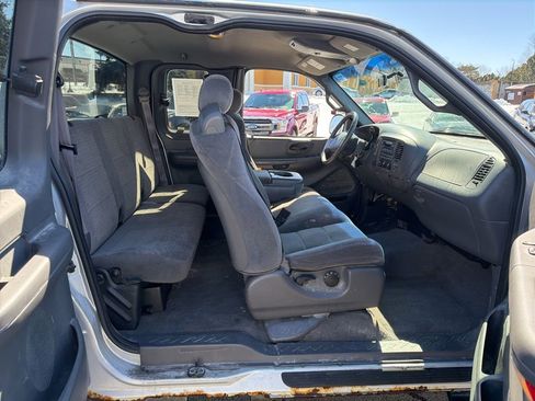 Used 2002 Ford F150 Lariat AWD/4WD image 23