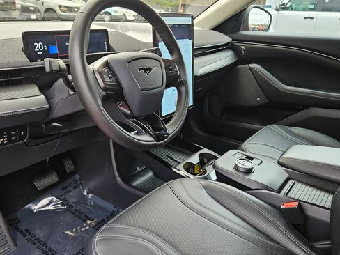Used 2023 Ford Mustang Mach-E Premium image 14