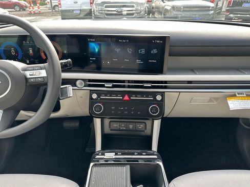 New 2026 Hyundai Tucson Blue SE AWD/4WD image 16