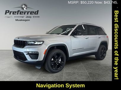 New 2025 Jeep Grand Cherokee Limited w/ Black Appearance Package