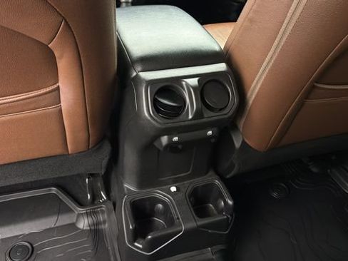 Used 2022 Jeep Wrangler Unlimited Sport AWD/4WD image 20
