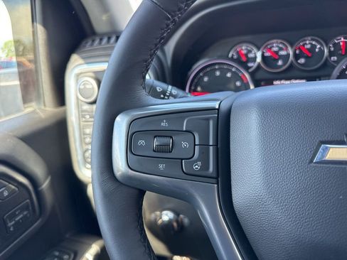 Used 2022 Chevrolet Silverado 2500 LTZ image 16