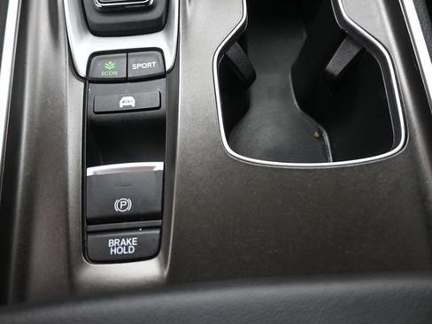 Used 2022 Honda Accord Sport image 4