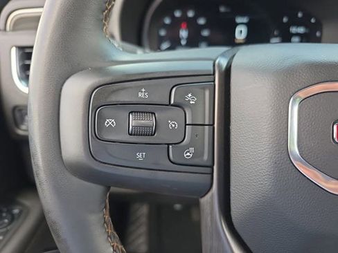 Used 2024 GMC Yukon AT4 w/ AT4 Premium Plus Package image 21