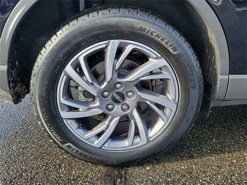 Certified 2023 Lincoln Corsair AWD w/ Equipment Group 101A image 6