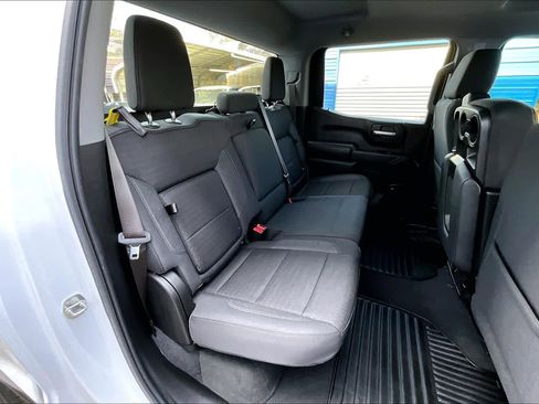 Used 2023 Chevrolet Silverado 1500 Custom image 19