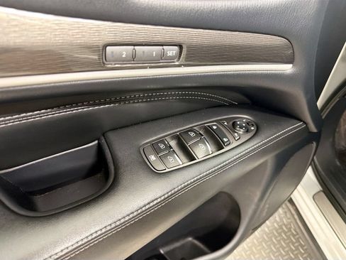 Used 2019 INFINITI QX60 Luxe AWD/4WD image 19