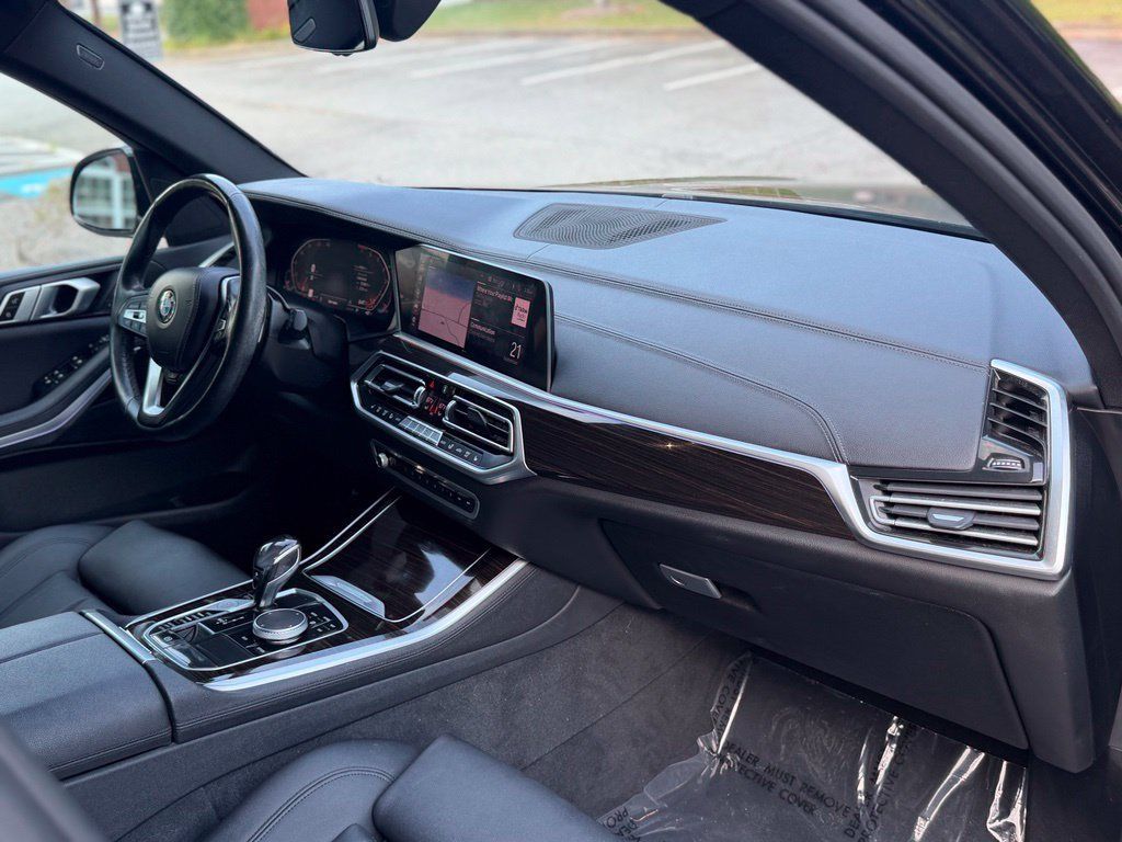 Used 2020 BMW X5 sDrive40i w/ Convenience Package RWD image 16
