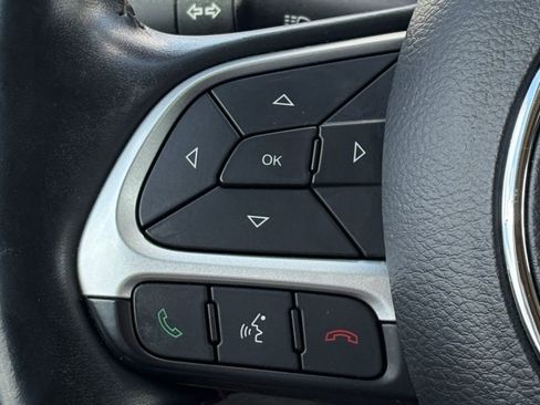 Used 2019 Jeep Compass Limited AWD/4WD image 17