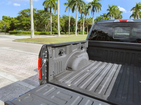 Used 2016 Ford F150 XLT w/ Equipment Group 302A Luxury AWD/4WD image 54