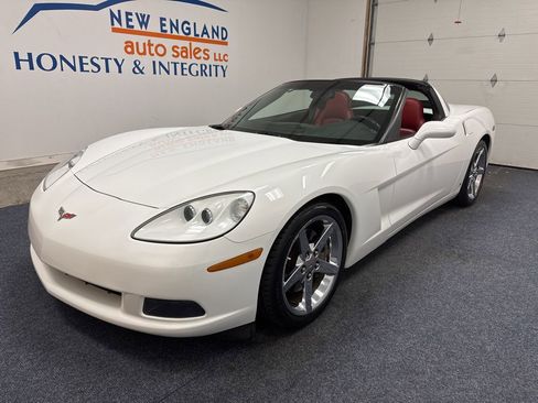 Used 2006 Chevrolet Corvette Coupe w/ Preferred Equipment Group image 10