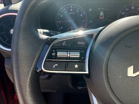 Used 2024 Kia Forte LXS w/ LXS Technology Package image 21