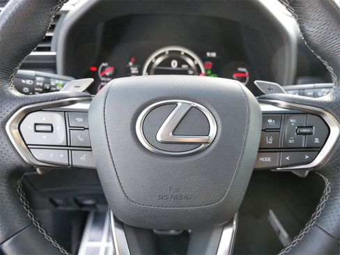 Certified 2022 Lexus LX 600 F Sport image 17