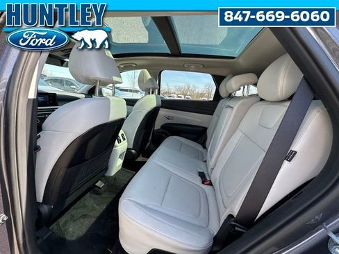 Used 2025 Hyundai Tucson SEL AWD/4WD image 13