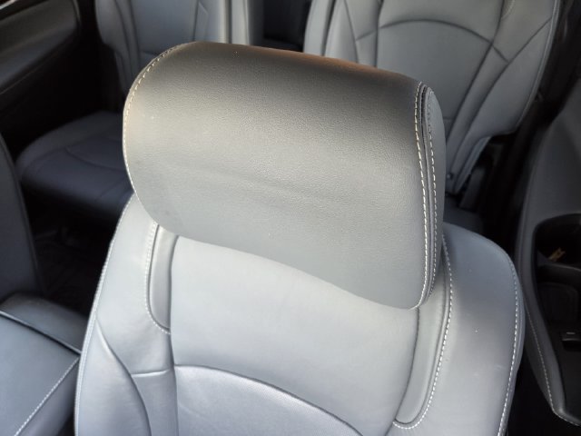 Used 2020 Buick Enclave Premium FWD image 29