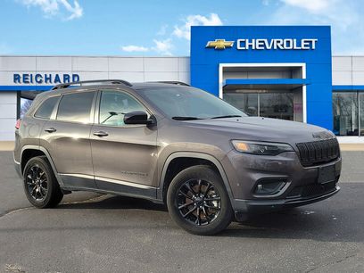 Used 2023 Jeep Cherokee Altitude Lux