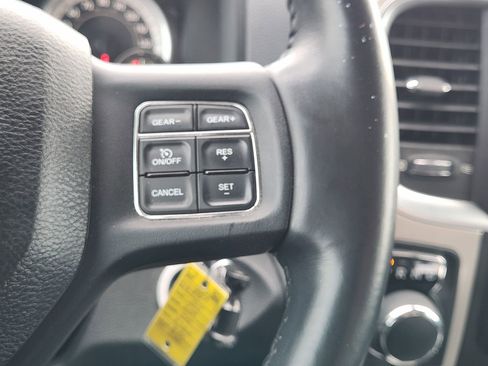 Used 2015 RAM 1500 Big Horn image 32