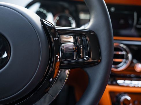 Used 2024 Rolls-Royce Ghost image 21