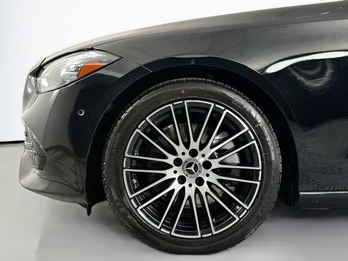 Used 2024 Mercedes-Benz C 300 Sedan image 12