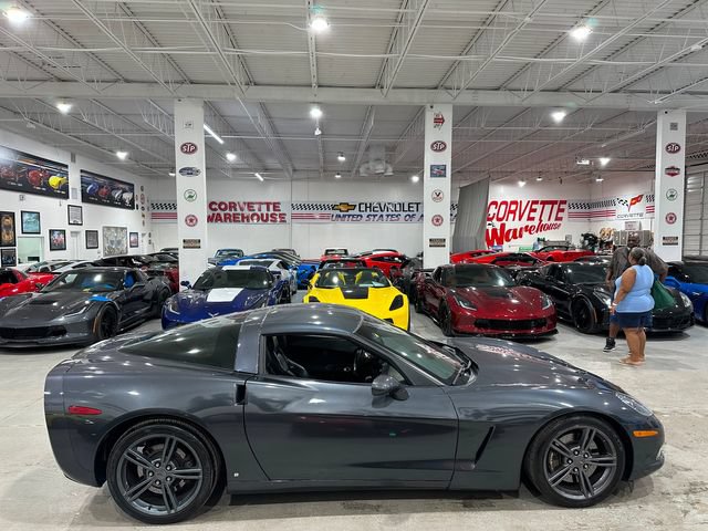 Used 2009 Chevrolet Corvette Coupe w/ Preferred Equipment Group RWD image 5