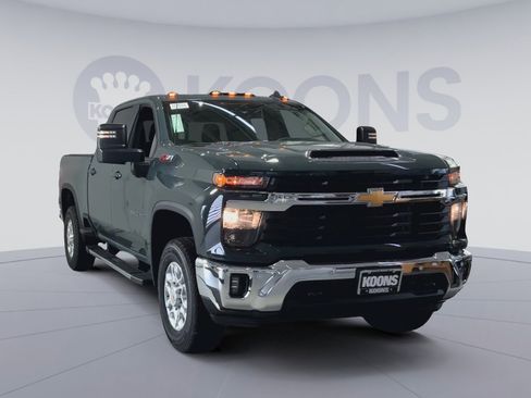 New 2026 Chevrolet Silverado 2500 LT image 4