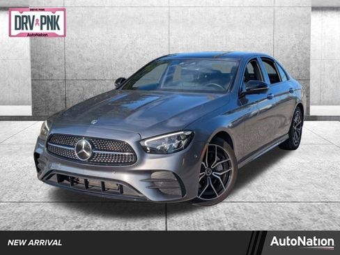 Certified 2022 Mercedes-Benz E 450 4MATIC Sedan image 1