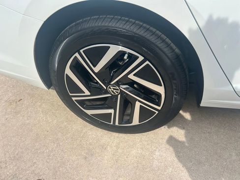 Used 2023 Volkswagen Jetta SEL FWD image 27