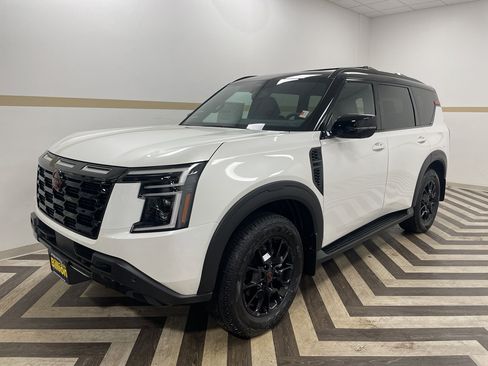 New 2026 Nissan Armada PRO-4X w/ Convenience Package AWD/4WD image 1