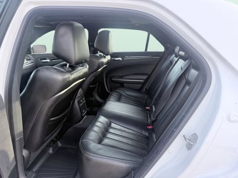 Used 2018 Chrysler 300 S w/ 300S Premium Group image 25