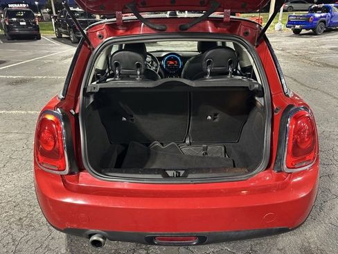 Used 2015 MINI Cooper 2-Door Hardtop image 16