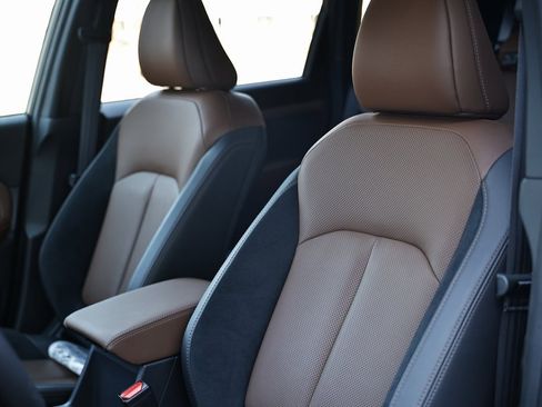 Used 2025 Subaru Forester Touring image 22