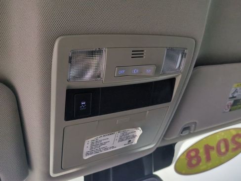 Used 2018 Toyota Tacoma SR5 image 22