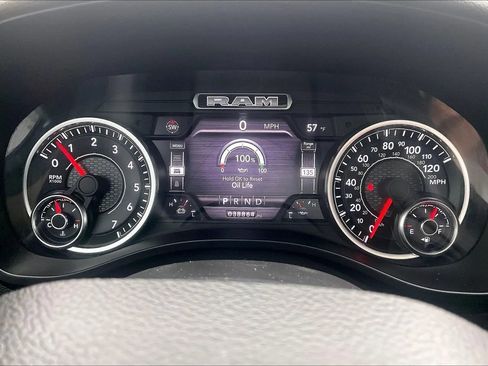 Used 2021 RAM 1500 Laramie AWD/4WD image 19