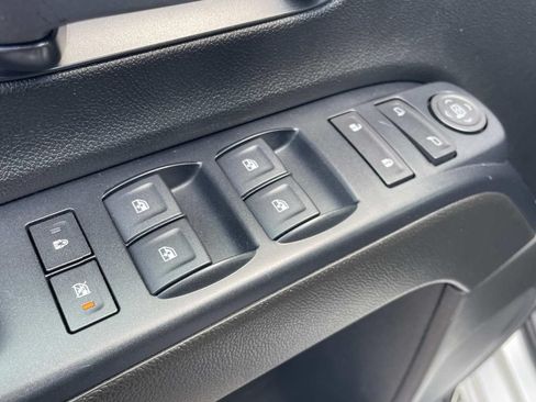 Used 2019 Chevrolet Silverado 1500 Custom w/ LPO, Essentials Package RWD image 15