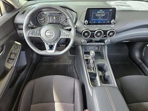 New 2025 Nissan Sentra SR image 9