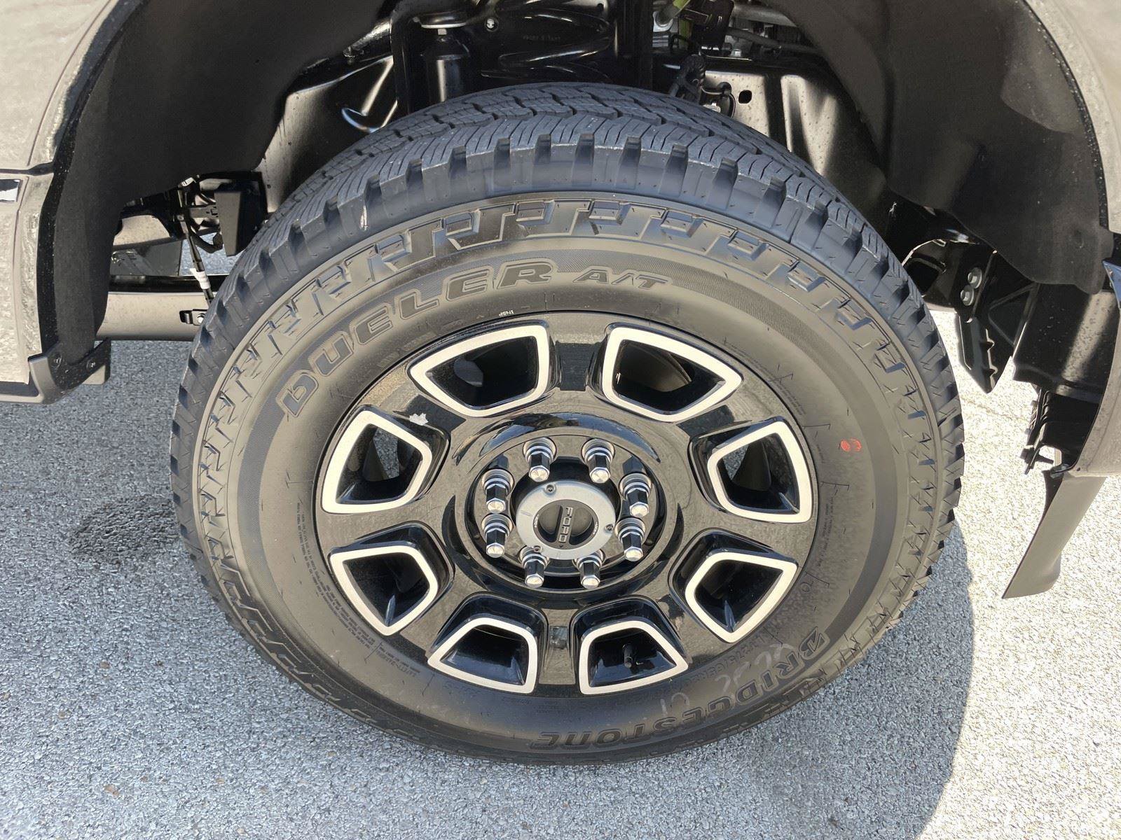 New 2026 Ford F250 Platinum AWD/4WD image 34