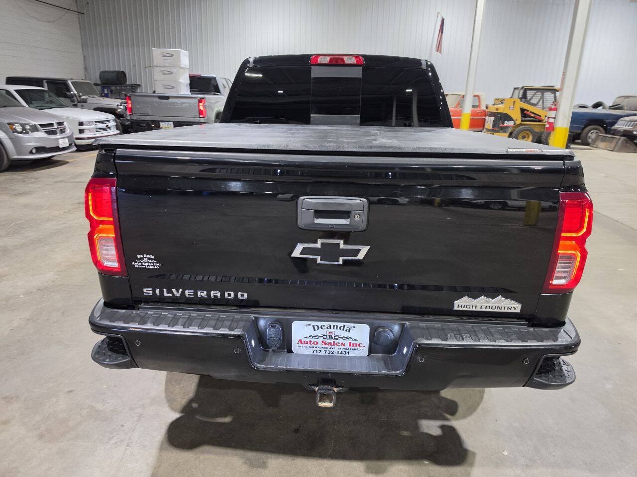 Used 2017 Chevrolet Silverado 1500 High Country AWD/4WD image 13
