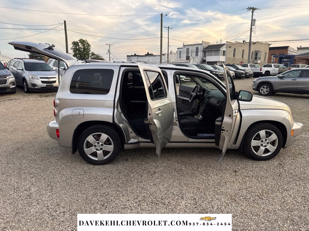 Used 2008 Chevrolet HHR LS FWD image 15